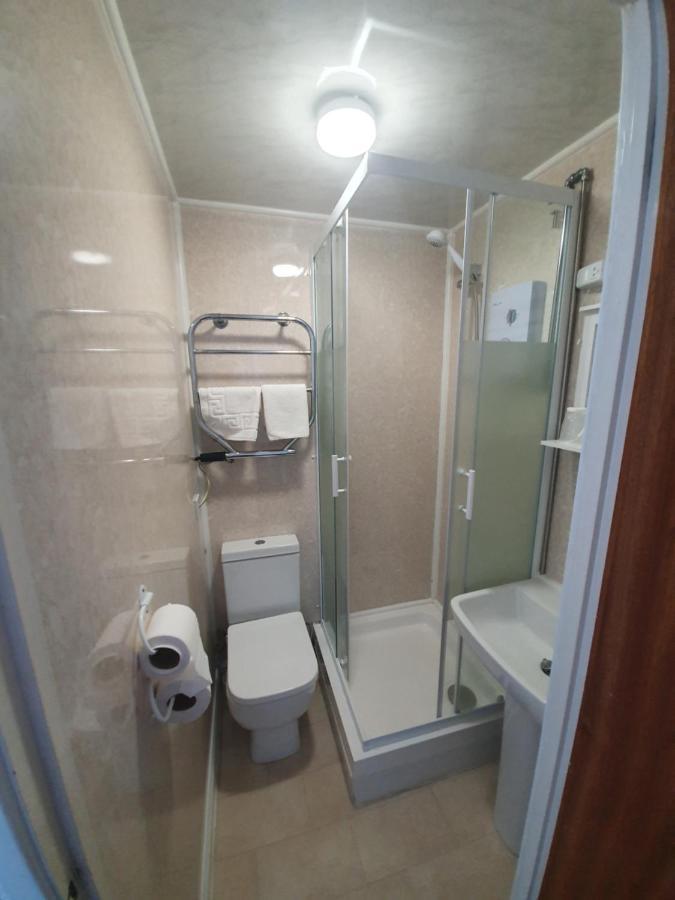 Dove Court Mini Lodge Almondsbury Exterior foto